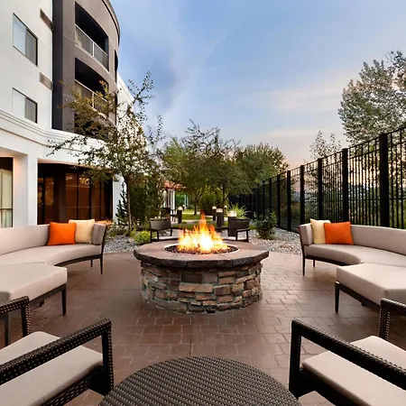 Hotel Courtyard Missoula